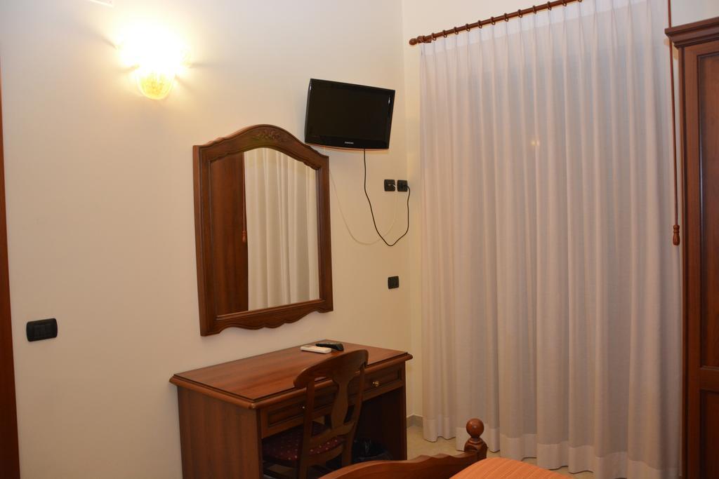 Pinus Rooms Benevento Exterior photo