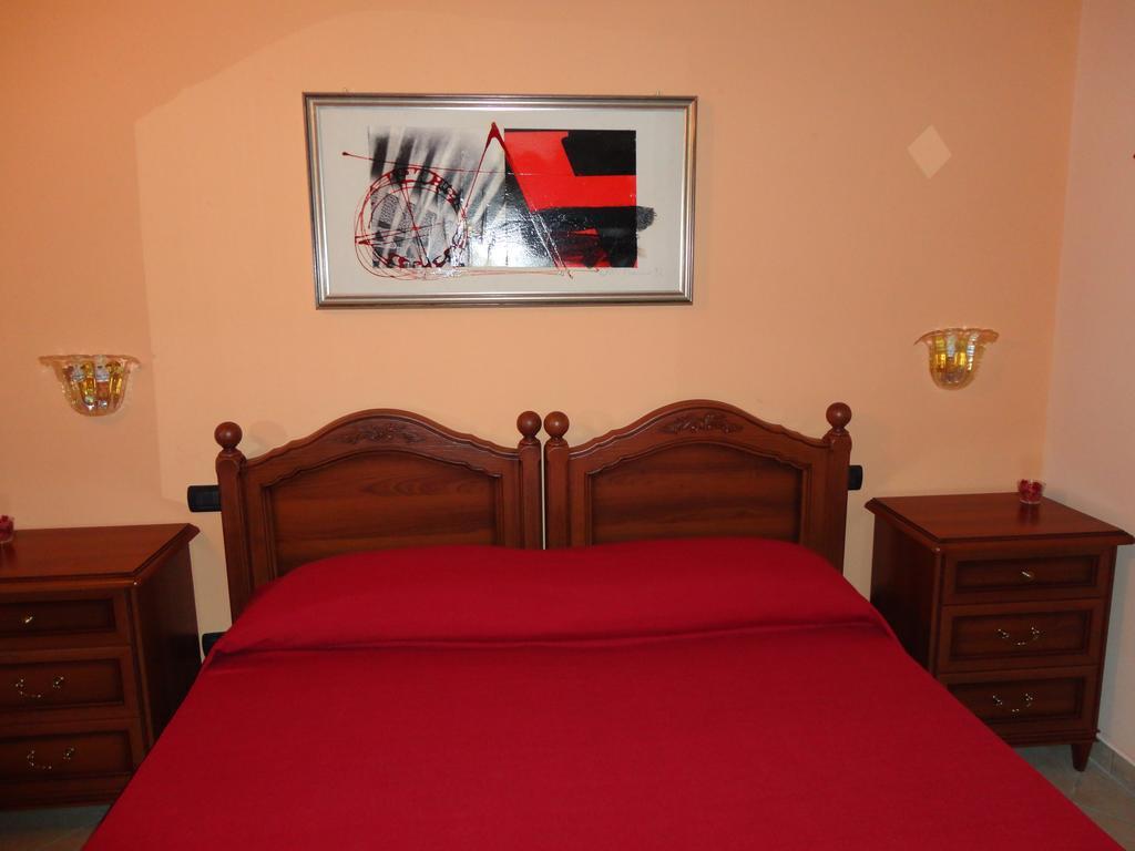 Pinus Rooms Benevento Room photo