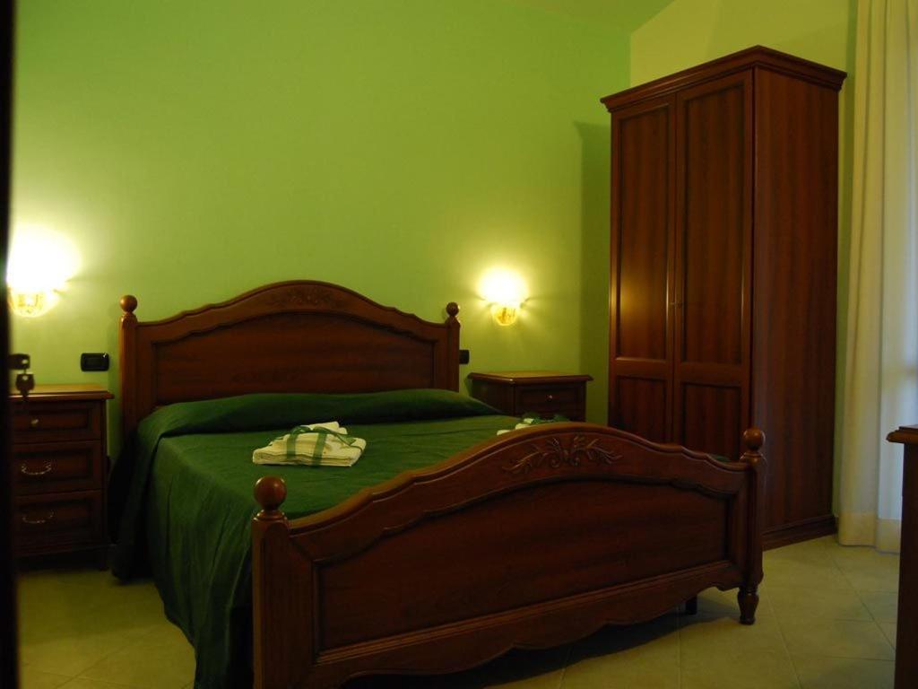 Pinus Rooms Benevento Exterior photo